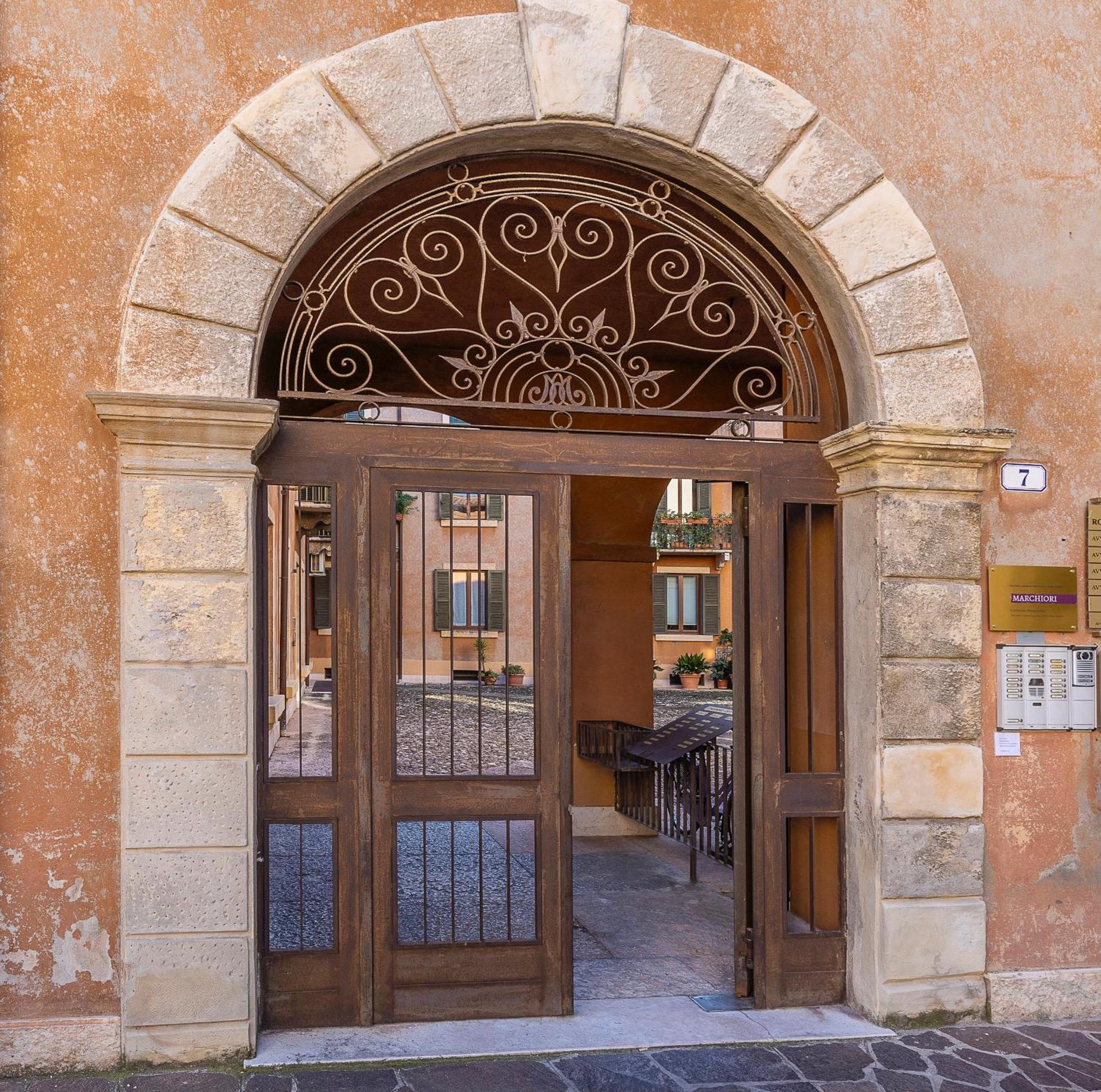 Orti Manara Design Apartments Verona Exterior photo